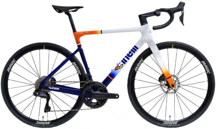 Cinelli Pressure ADR Ultegra Di2 Kysrium30 Bike