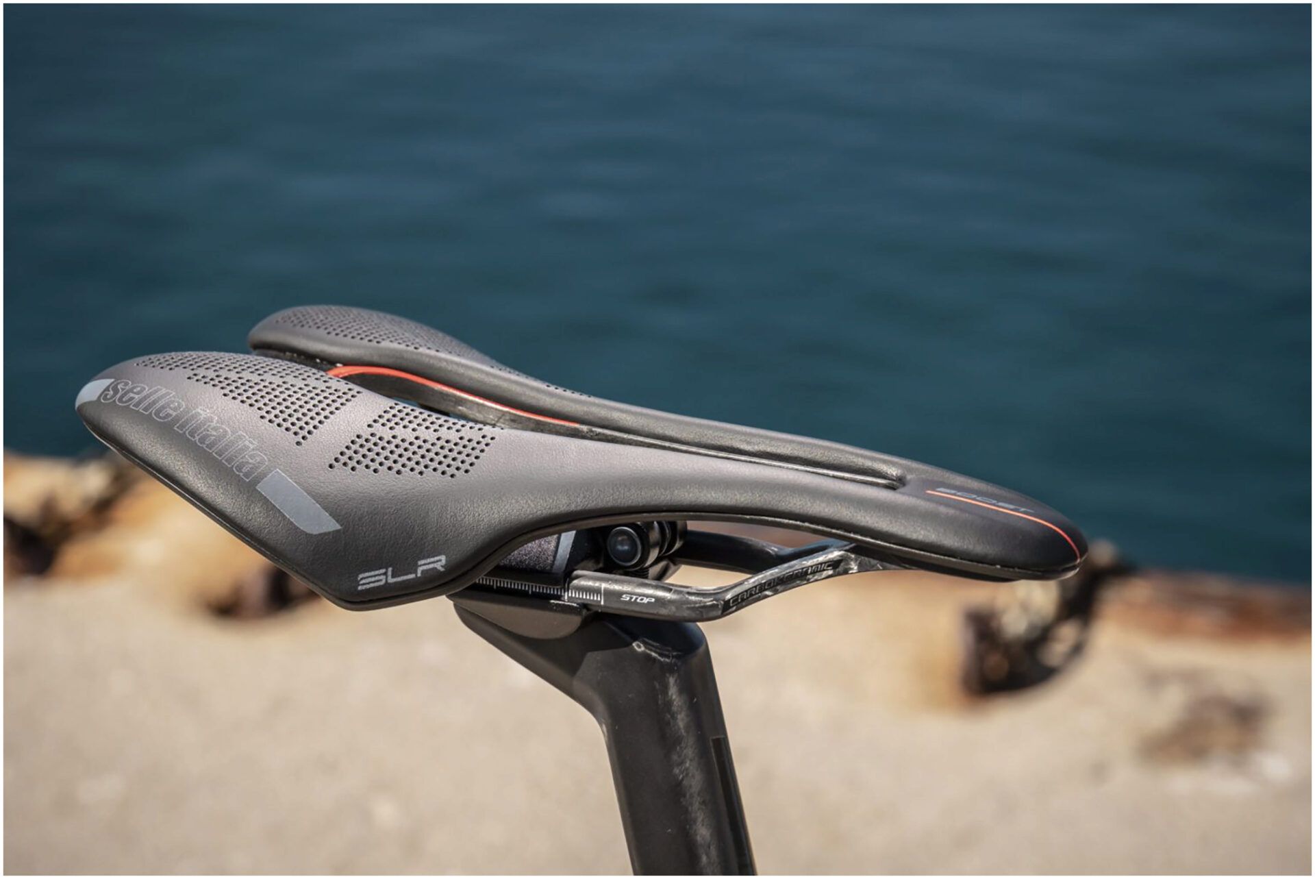 Selle Italia SLR Boost Kit Carbonio Superflow OEM Saddle