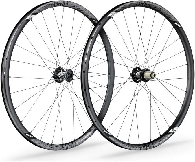 FSA Grid I27 29-Inch Boost Wheelset