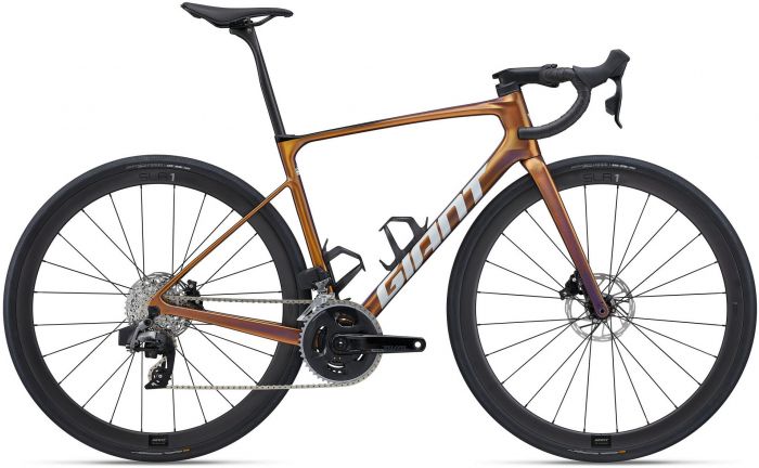Giant Defy Advanced Pro 1 2025 Bike